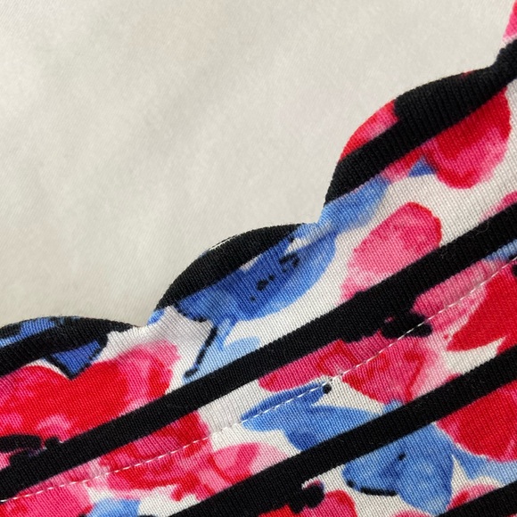 Scalloped boatneck neck 100% cotton stripe and floral tee - Picture 3 of 9